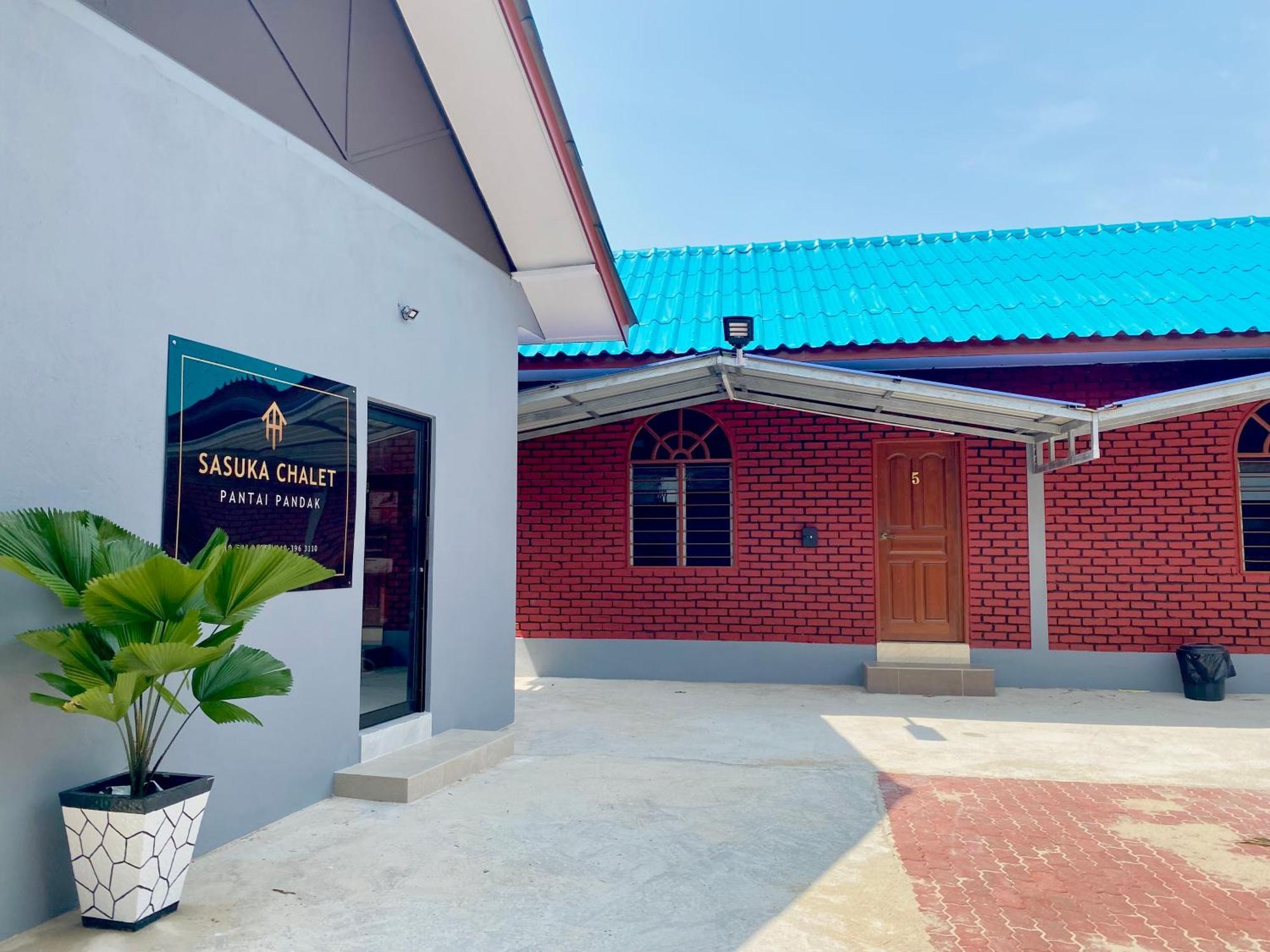 Sasuka Chalet Pantai Pandak กัวลาตรังกานู ภายนอก รูปภาพ